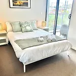 Charming One-Bed Apt In The Heart Of Parramatta