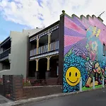 Newtown Vibes With Pool & Parking