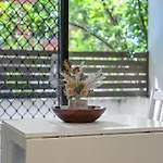 Cozy & Convenient Studio Apartment Close To Usyd