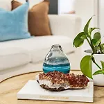Llbrand New Beachside 2Br Apt In Prime Location