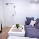 Modern Studio In Prime Spot