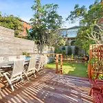 Bondi Garden Oasis Isyd