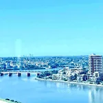 Luxious Startling Waterview Highrise Condo