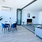 Luxious Startling Waterview Highrise Condo