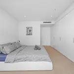 Luxury Oasis In Chinatown