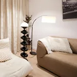 Modern Urban Oasis In The Heart Of Chinatown