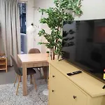 Simple And Tidy Small Studio Surry Hills