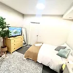 Simple And Tidy Small Studio Surry Hills