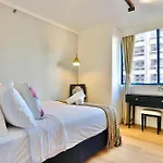Vintage Charm 3Br Abode - Views, Parking, Gym, Pool