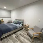 One Bedroom Oasis In Strathfield