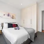 Breathtaking Sydney Harbour View Condo