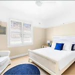 Best Location In Manly Harbour View