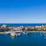 Quiet Little Manly 1 Bed - 3Mins Walk Harbour & Beaches
