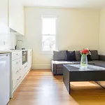 Elegant Studio Apartment Surry Hills 5