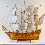 King Bed Harbour View - Captain\'S Retreat