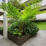 Spacious 2-Bed Retreat With Bbq & Courtyard