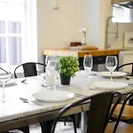 Spacious 4Br Straithfield House Close 2 Airport City