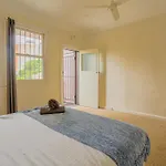 Affordable 3 Bedroom House Darlinghurst With 2 E-Bikes Included