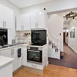 Huge, Inner Sydney City 5 Bed Mansion, Near Opera House - 7 Mins