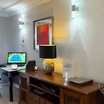 5 Bedroom 3 Bathroom House With Pool, Spa, Voice-Control Smart Home And Game Room