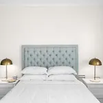Bright 2-Bed Unit With Parking By The Beach