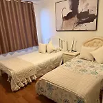 Surry Hills 2Br Apt Near Sydney Opera House