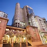 Carlton Crest