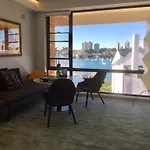 The Kc Elizabeth Bay
