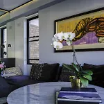 The Kc Elizabeth Bay
