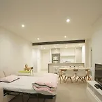 City Edge Family Apartment