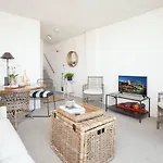 Home With A View With Pool And Roof Terrace Garden