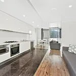 Comfortable Apartment In Central Sydney