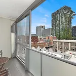 Comfortable Apartment In Central Sydney