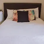 Annandale Hotel