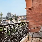 Stunning Sydney Home 4