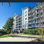Centenary Park Apartments