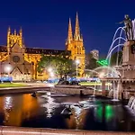 1 Private King Single Bed In Sydney Cbd Near Train Uts Darlinghar&Icc&C Hinatown