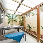 3 Bedrooms Holiday Home Near Sydney Airport