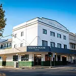 Station House Hotel