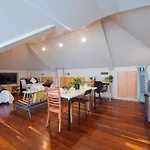 Quiet Private Studio In Strathfield With Kitchenette And Private Bathroom 3Min To Station Sleeps 6