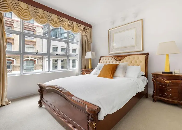 A Cozy & Spacious Apt For 6 Next To Darling Harbour