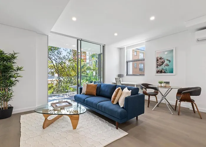 Azure Apartments By Urban Rest