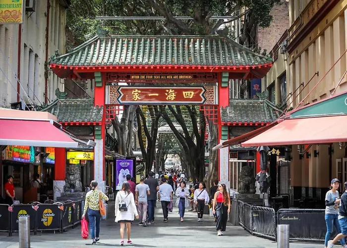 Theatre Precinct City Abode