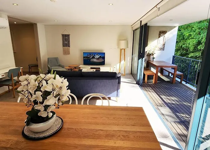 Stylish Parkside Retreat
