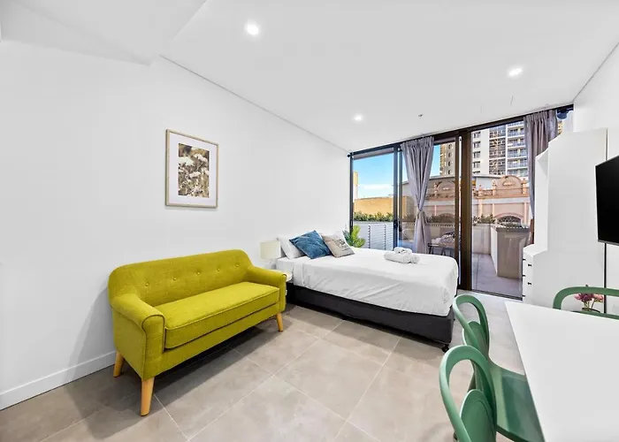 Arthur Hotel Bondi Junction No Reception And House Keeping No Sofa Bed