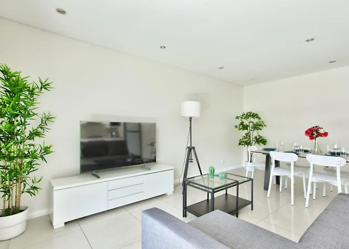 2 Bedroom Apartment - Darling Harbour - Queen St