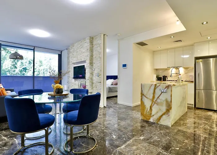 Cbd Harbour Retreat - Lovely 2Br Home