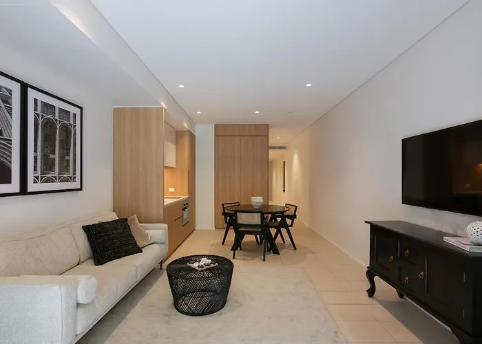 City Living At It\'S Finest On Clarence