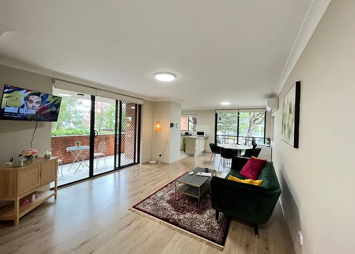 Fabulous 2 Bedroom Apartment, Secured Free Parking