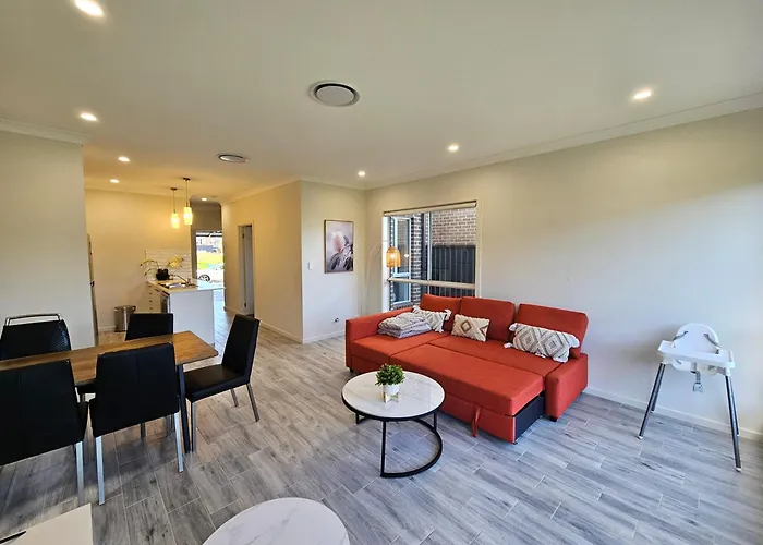 Bardia Quiet & Adorable Modern 5 Bedroom House